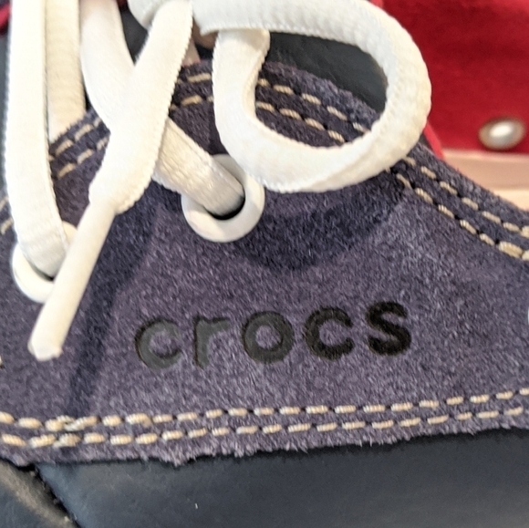 CROCS boys navy blue boat shoes size 6 - Picture 11 of 14